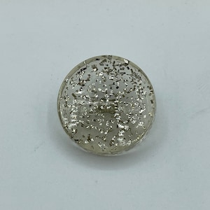 Vintage 1950s Clear Glitter Confetti Plastic Button / Vintage 50s Confetti Coat Jacket Button / SOLD INDIVIDUALLY / 7/8”