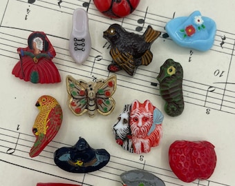 Vintage Realistic Glass Goofies Novelty Button Buttons / Choose ONE