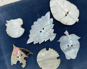 Vintage Mother of Pearl Realistic Shell Figural Buttons