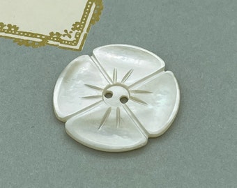 Victorian Carved Floral Ivory Pearl White Shell Coat Button / Antique 1800s Jacket Button / 1 1/8&quot;