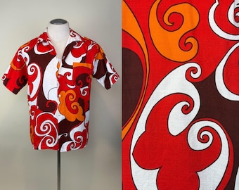 Vintage 1970s Men's Abstract Hawaiian Tiki Shirt