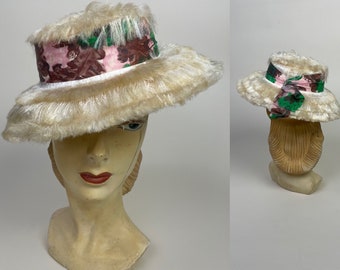 Vintage 1950s Italian Fuzzy Mohair Fringe Floral Hatband Novelty Summer Straw Sun Hat / 50s Tropical Beach Hat