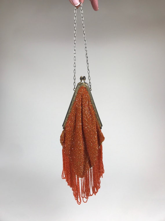 Vintage Beaded Fringe Flapper Purse Wristlet / vin