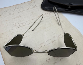 Gafas de sol de aviador industrial vintage de la Segunda Guerra Mundial con visera lateral