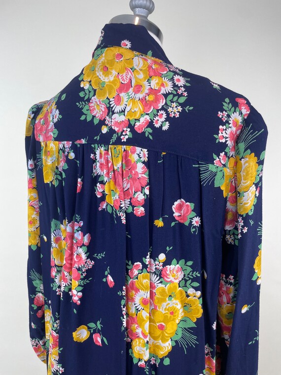 Vintage 1940s Navy Blue Rayon Floral Flower Bouqu… - image 3