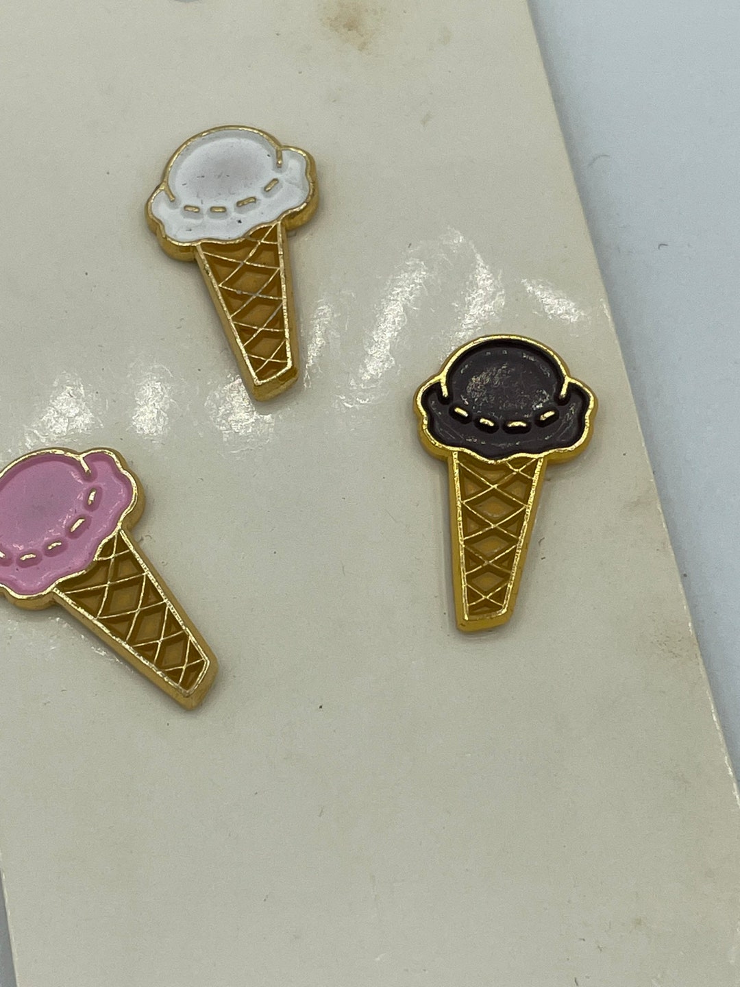 Vintage 1970s Ice Cream Cone Child Children's Kiddie JHB Buttons / 70s