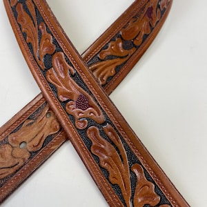 Vintage 1970s Brown Leather Tooled Painted Floral Belt / 70s Art Nouveau Flowers Belt / Waist Size 29 - 32 1/2