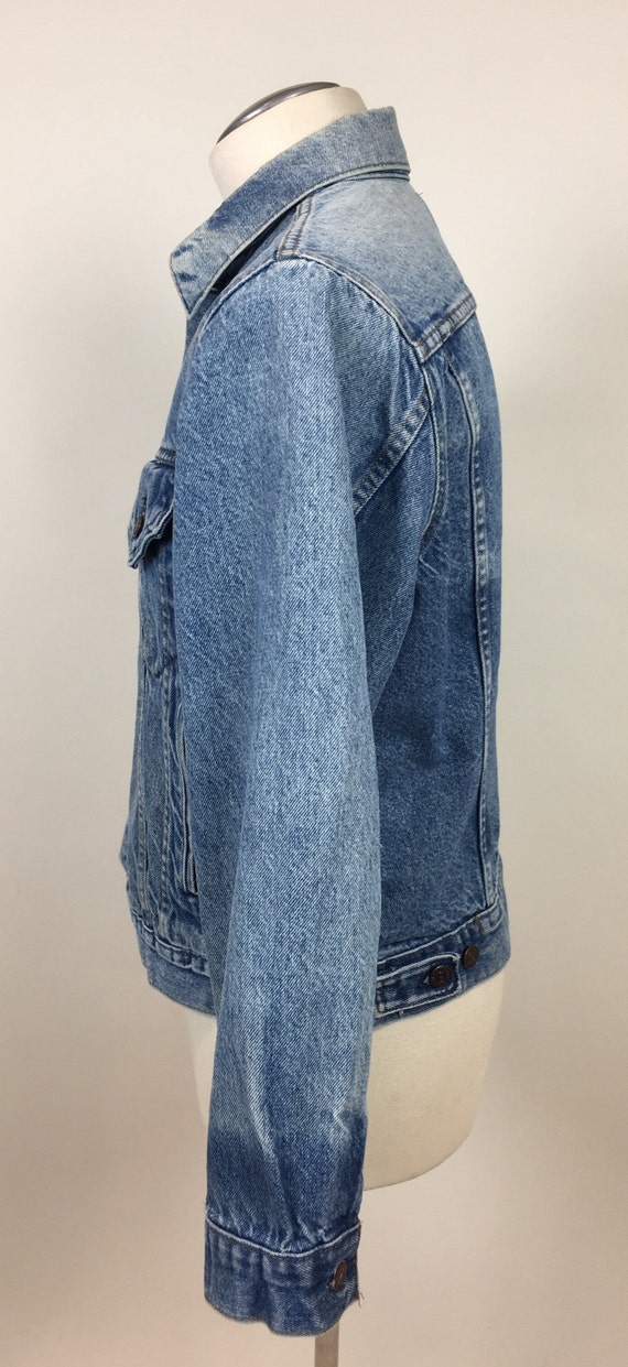 Vintage 1980s Levis Light Wash Faded Denim Trucke… - image 3