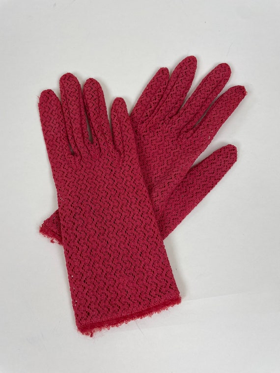 Vintage 1960s Red Lace Gloves / Vintage 60s Sheer… - image 1