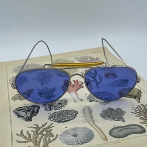 Vintage WW11 WW2 Blue Glass Silver Metal Aviator Pilot Sunglasses / Vintage Military Aviators