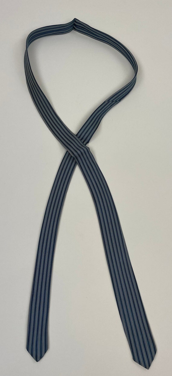 Vintage 1960s Mod Micro Stripe Blue Gray Black Wo… - image 4