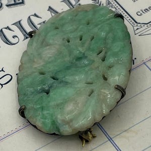 Vintage 1920s Carved Jade Sterling Silver Brooch Pin image 3