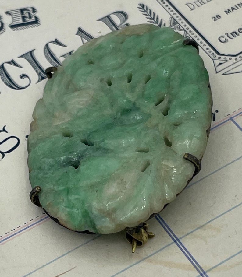 Vintage 1920s Carved Jade Sterling Silver Brooch Pin image 3