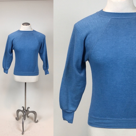 Vintage 1960s Gym Pullover Athletic Sweatshirt / v