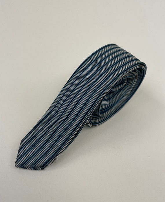 Vintage 1960s Mod Micro Stripe Blue Gray Black Wo… - image 3