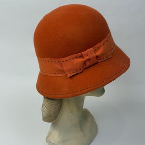 Italian Cloche Hat - Etsy display picture 3