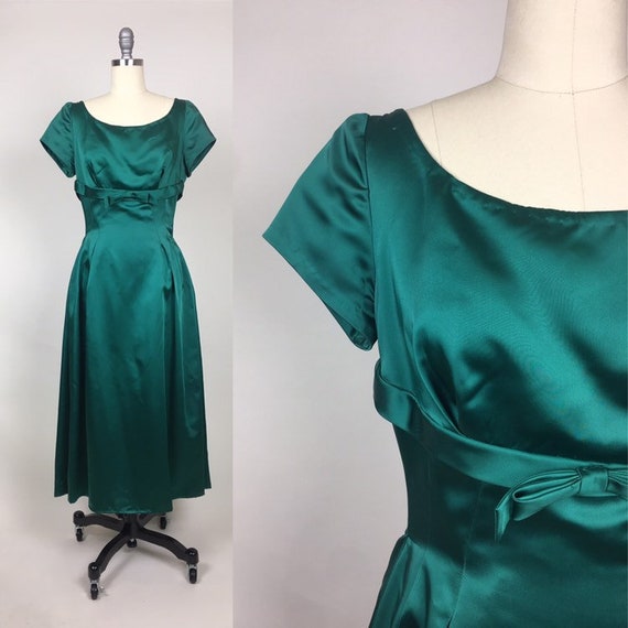 Vintage 1950s Heavy Green Satin Evening Party Gown