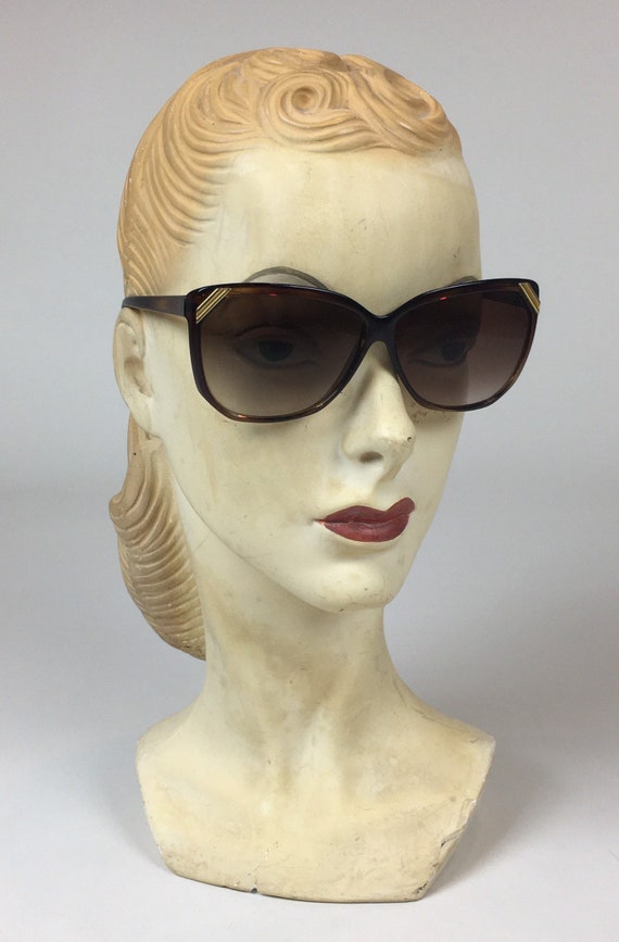 Vintage Oversized Tortoise Shell Round Sunglasses Made in France New Vintage Loubsol Oversized Tortoise Sunglasses 1970 main image 3