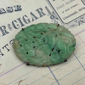 Vintage 1920s Carved Jade Sterling Silver Brooch Pin image 1