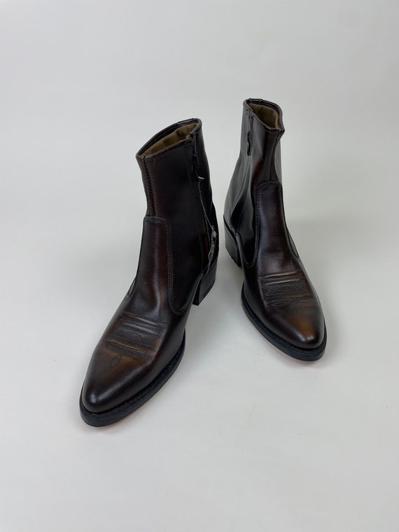 Vintage 1970s Acme Brown Leather Western Ankle Sh… - image 1