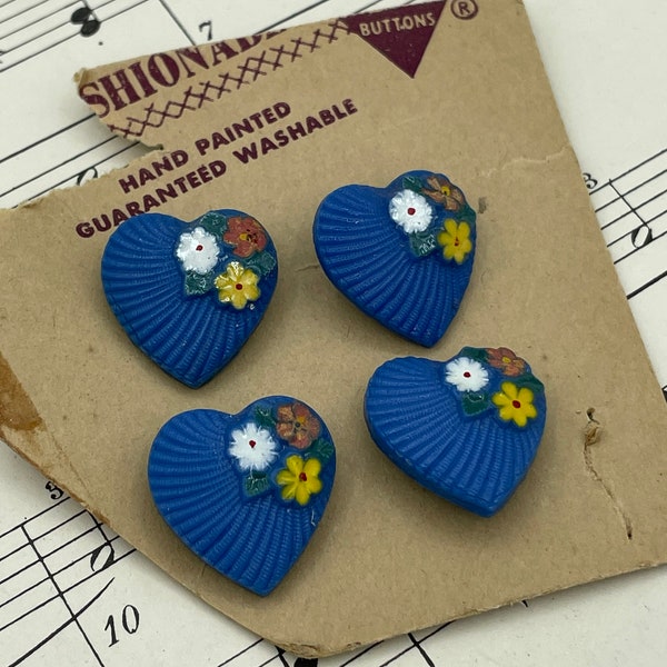 Vintage 1930s Blue Glass Hand Painted Heart Hearts Button / 30s Novelty Buttons / 3/4"