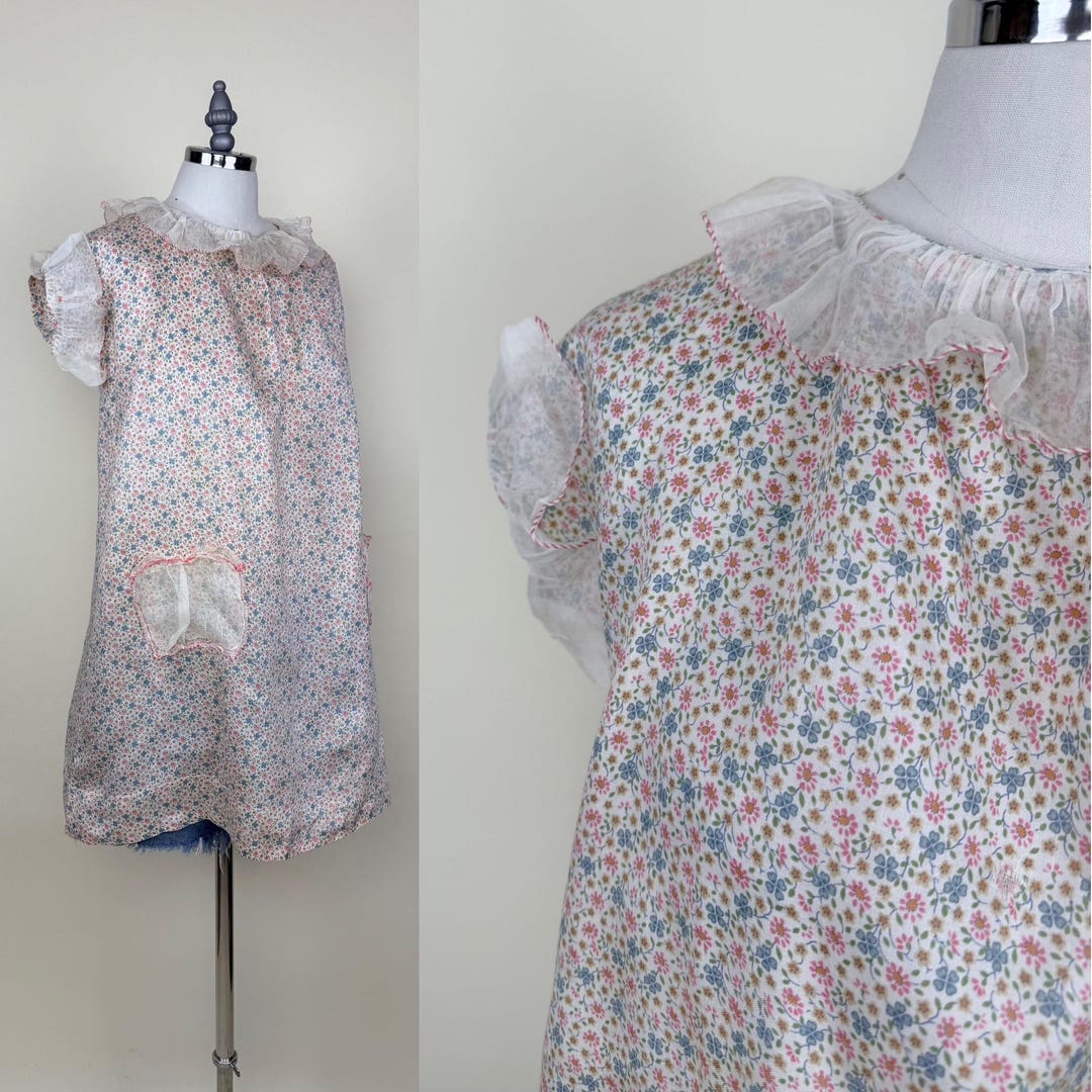 1920年代のヴィンテージ、ピンクブルーの小花柄ポエットスモック 