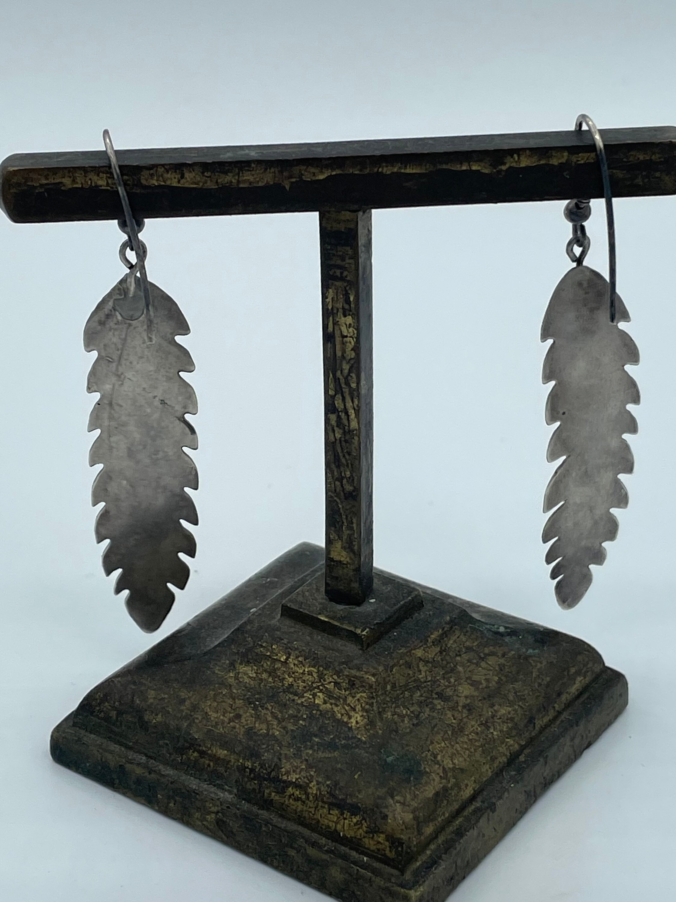 orecchini in argento con piume - YJÜK.co orecchini in argento con piume - YJÜK.co