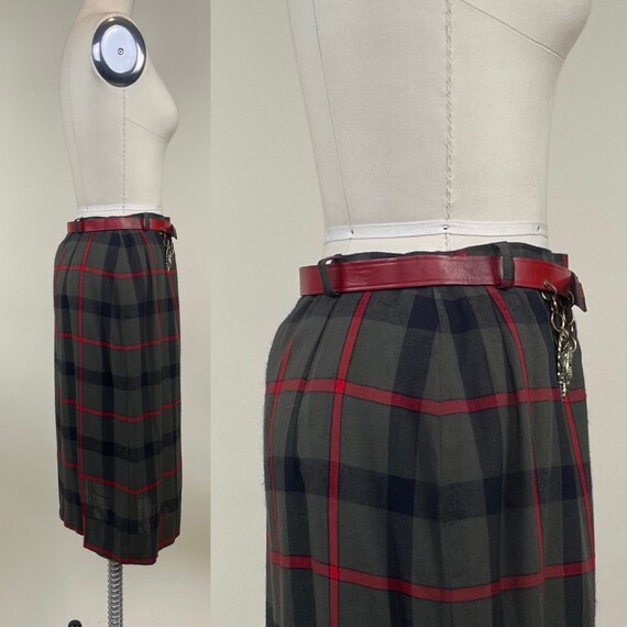 Vintage 1950s 1960s Gray Green Red Plaid Skirt Re… - image 2