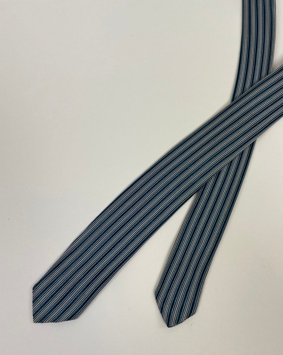 Vintage 1960s Mod Micro Stripe Blue Gray Black Wo… - image 1