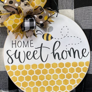 Home Sweet Home Door Hanger/ Bee Door Hanger/ Front Door Greeting/Home Decor/Honey Bee/ MariasMakeryDesigns