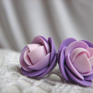 Polymer clay earrings Lilac violet light pink rose flower stud earrings image 1