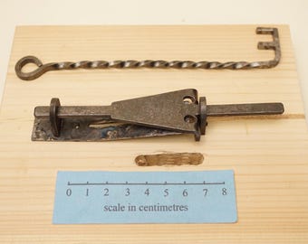 Anglo Saxon Mucking II chest lock and key