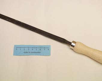 modern style gardeners forged steel weed slice