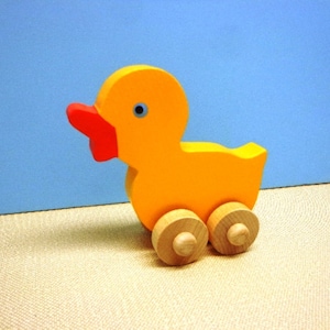 Little Baby Duck Push Toy - Baby Shower Gift - Kids Yellow Baby Duck - Easter Basket Filler Squawking Duck Toy Easter Gift Kids