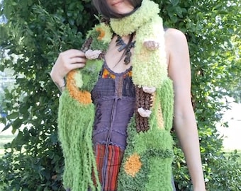 Mossy Scarf with bark and mushroom details