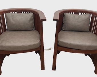 Rare Set of Stickley Lounge Chairs Spindle Barrel Back Solid Cherry Leather Seat 1A