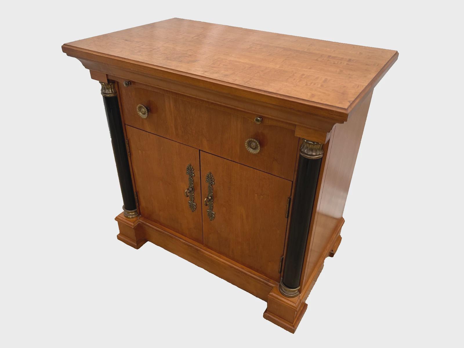 Vintage Nightstand Side Table Drawer Cabinet Note Pull Thomasville