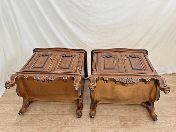 Set of Two Drexel Heritage Nightstands End Tables Double Door