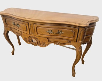 Century Furniture French Provincial Style Serpentine Credenza, Buffet, Console
