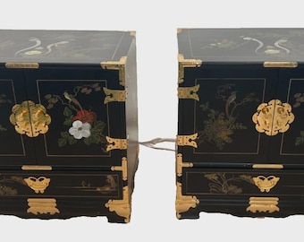 Vintage Set of Two Chinoiserie Nightstands side Tables Japanese Tansu inspired