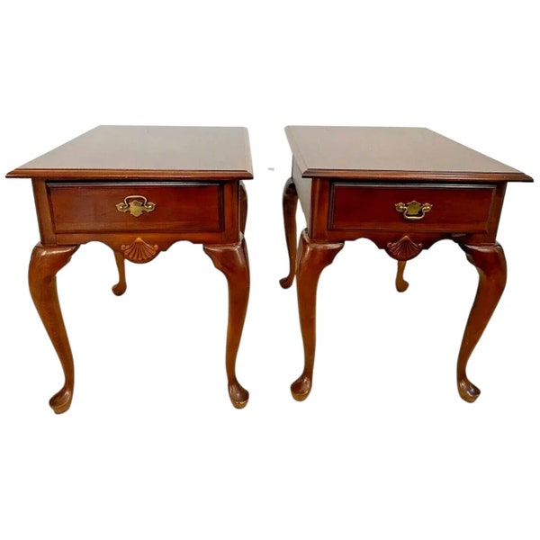 Vintage Pair of American Drew Side Tables Nightstands single drawer matching