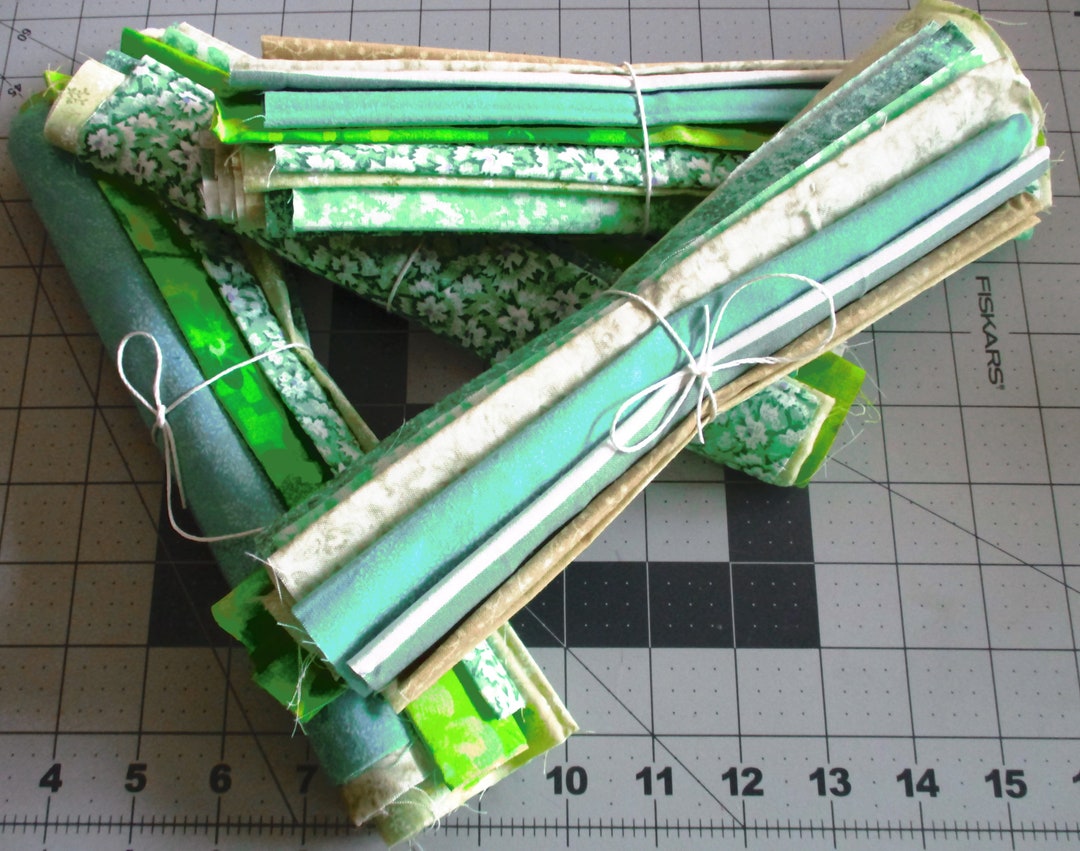 Vintage Cotton Quilt Quilting Fabric Scrap Bundle 1/16 of 10 Prints