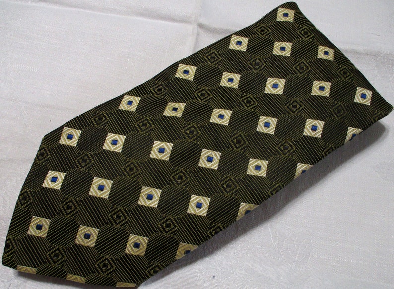 Cravate vintage en soie Lombardo Dallas vert beige géométrique Fabriquée en Italie image 1