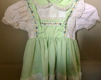 vintage green girls dress size 2, made in the US.