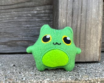 Green Kitty, Mini Monster, keychain option