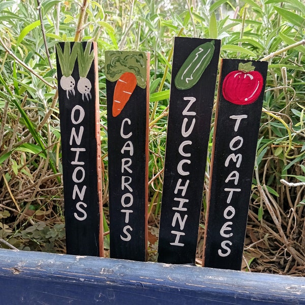 Vegetable Garden Stakes, Wood Garden Markers, Plant Marker, Gardening Gift