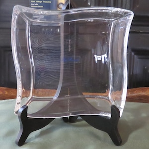 Luigi Bormioli 7&quot; Square, Clear Crystal Glass with Curved Sides Serving Plate
