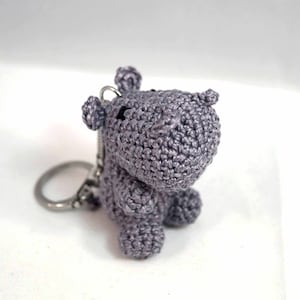 Chaveiro de hipopótamo, pingente de bolsa, chaveiro - Crochê - tamanho Mini