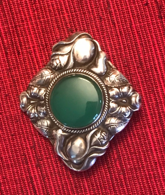 Large Repousse Brooch - image 4