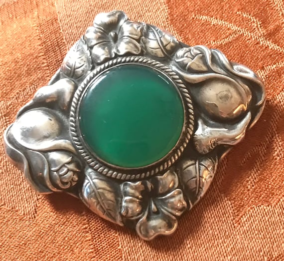 Large Repousse Brooch - image 3